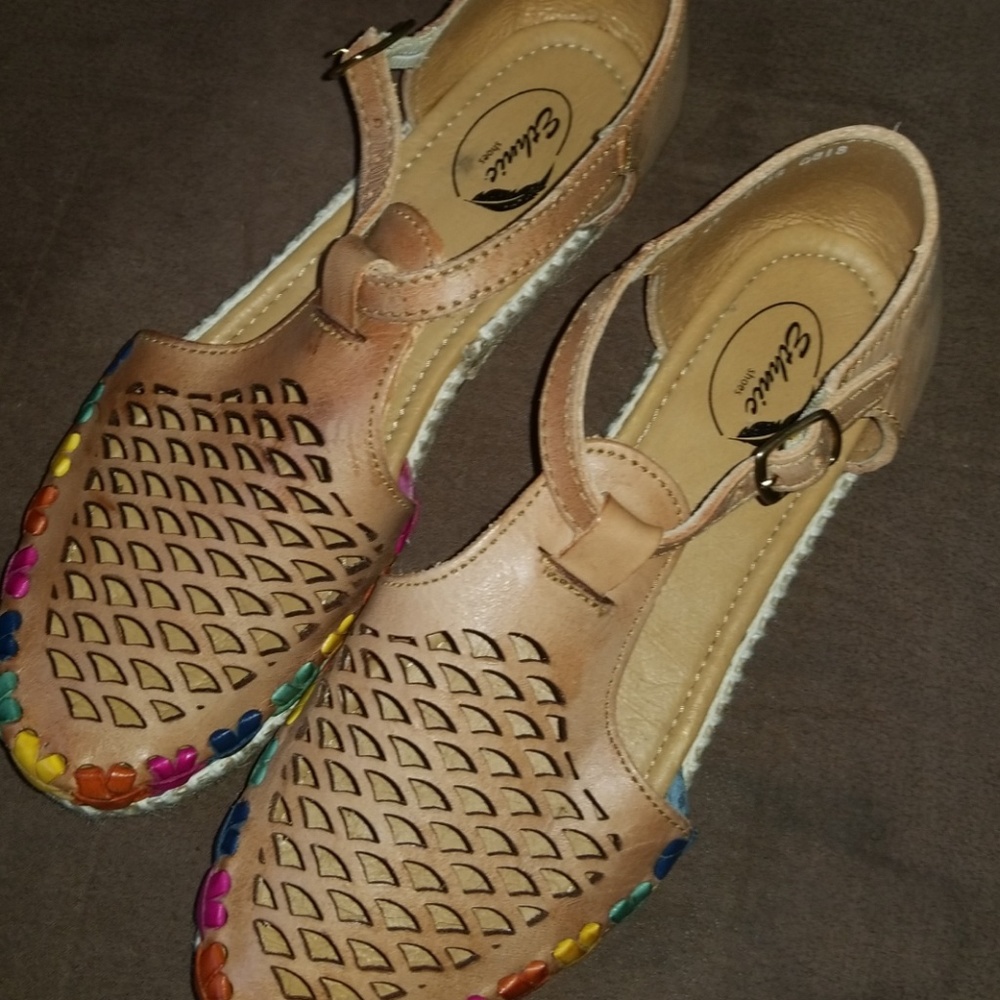 Ethnic shoes